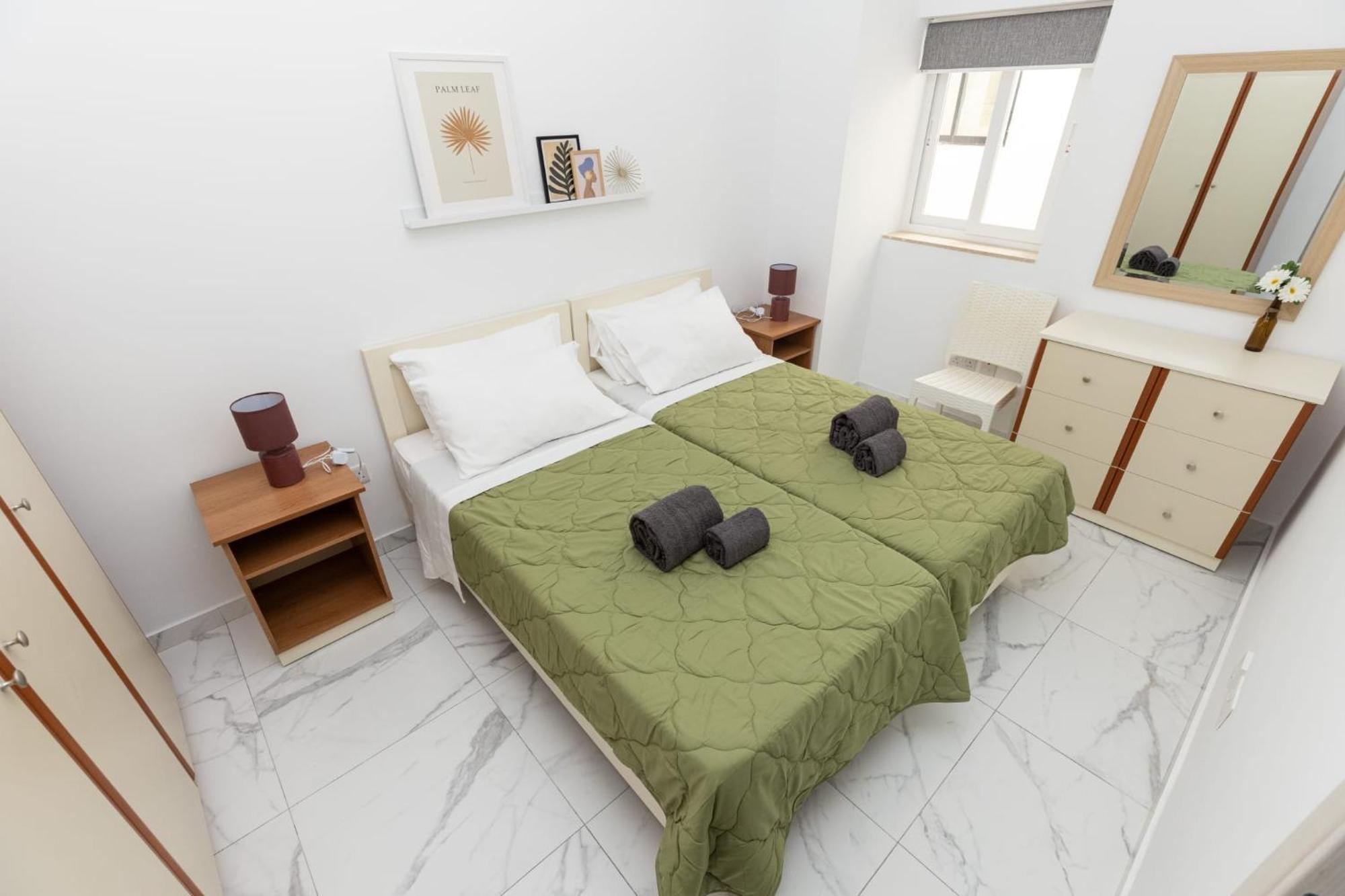 Bordino 2 Bedroom Apartment St. Paul's Bay Esterno foto